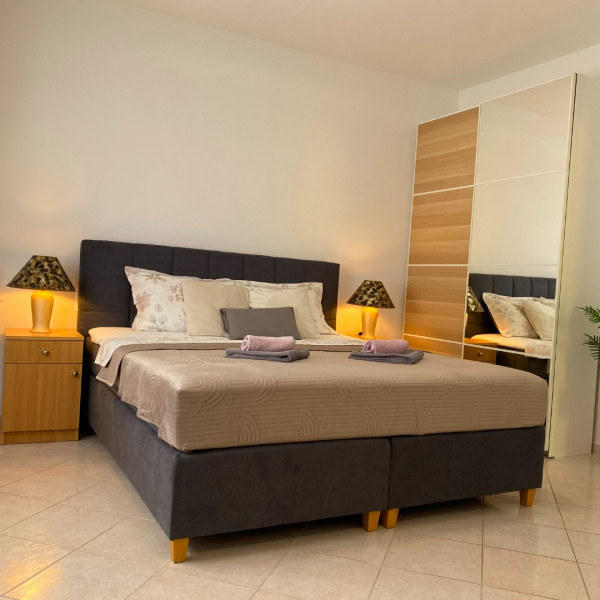 Camere da letto, OLIVA, Aurelis Apartments vicino al mare e al centro di Poreč - Parenzo, Istria, Croazia Poreč