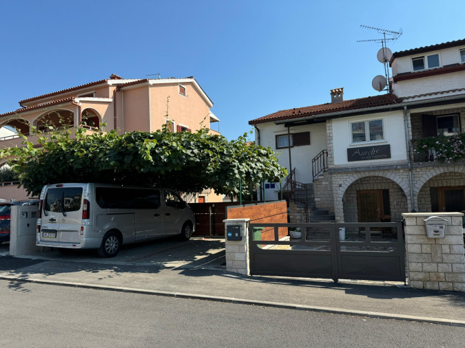 FLORA, Aurelis Apartments vicino al mare e al centro di Poreč - Parenzo, Istria, Croazia Poreč